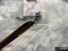 Load image into Gallery viewer, Mia Lash Xtina Cosmetics
