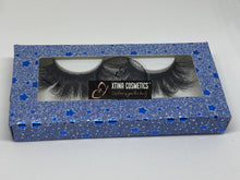 Load image into Gallery viewer, Tóxica Lash Xtina Cosmetics
